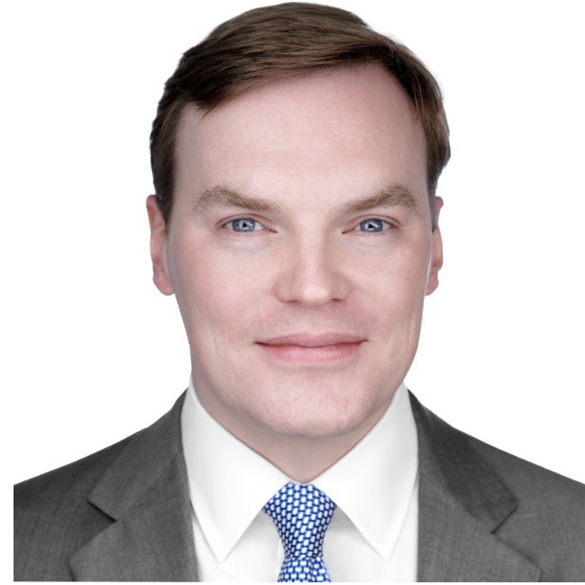 Colour portrait of Dr. Richard Bußmann.